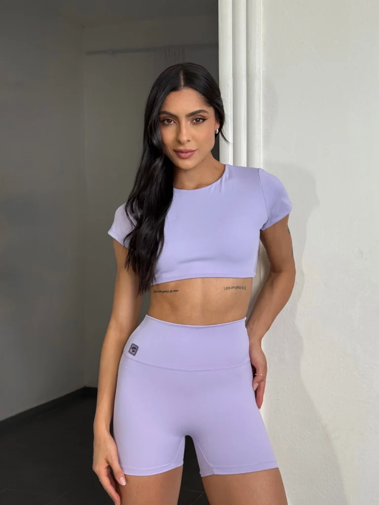 Short fitness feminino Moove lavanda de cintura alta - vista frontal