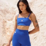 Top fitness feminino Zoe em tecido Moove royal - vista frontal